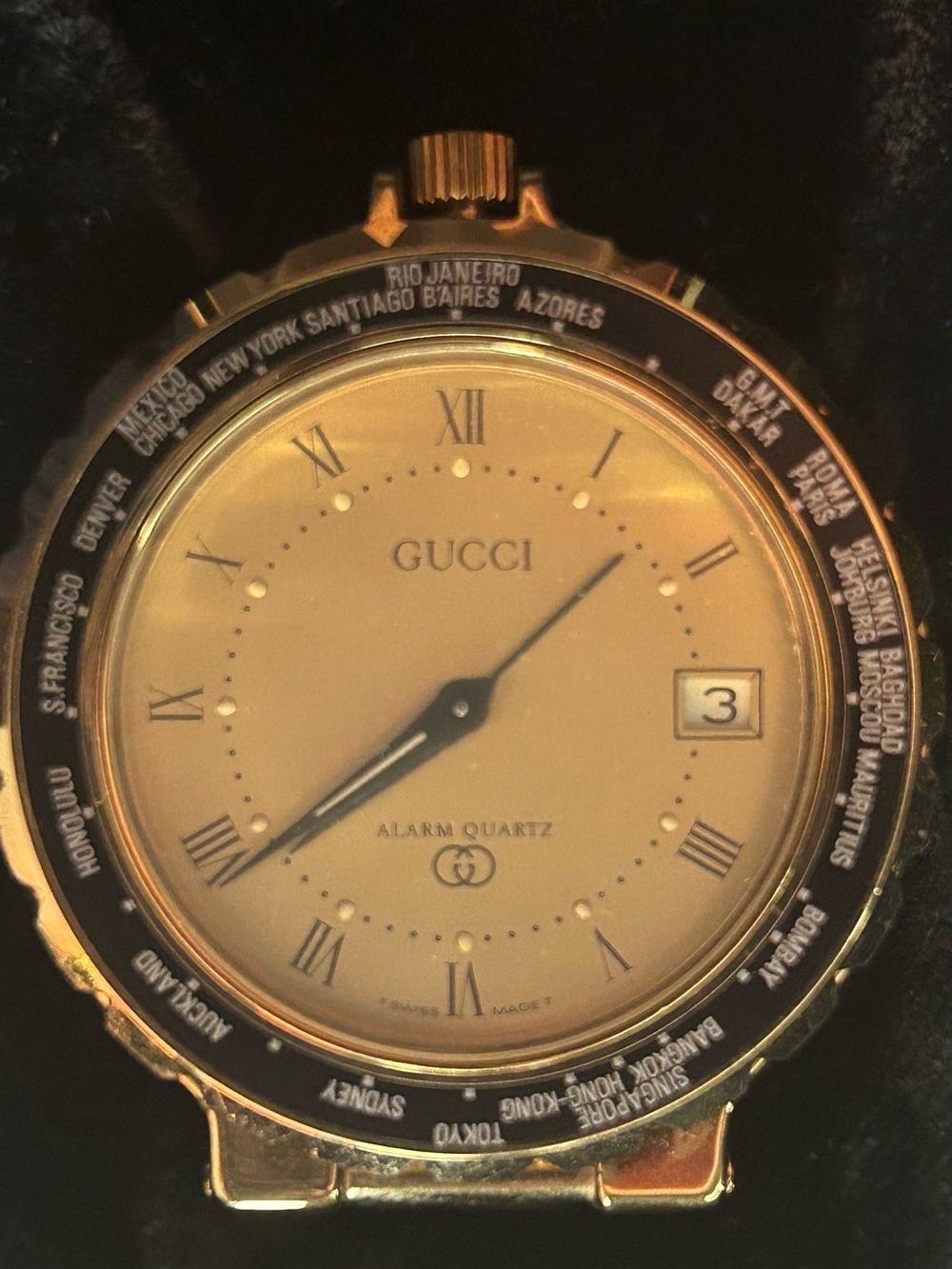 Gucci Vintage World Time Alarm Travel Clock Watch Gold Black - Repair/Parts